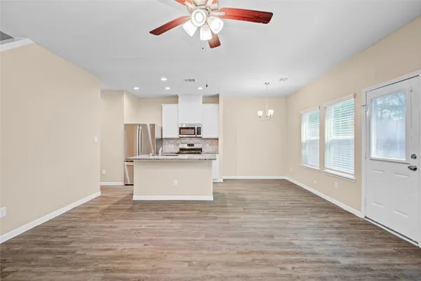 $225,000 | 3614 Vista Pointe Drive, Pasadena, TX 77504