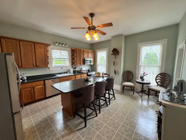 $569,000 | 17749 Main Street, Buchanan, VA 24066
