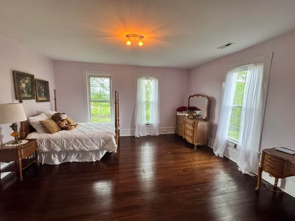 $569,000 | 17749 Main Street, Buchanan, VA 24066