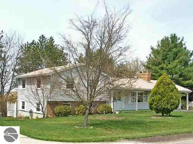 5765 Ridge Road Williamsburg, MI 49690 - Photo 1 of 9 1675124.JPG