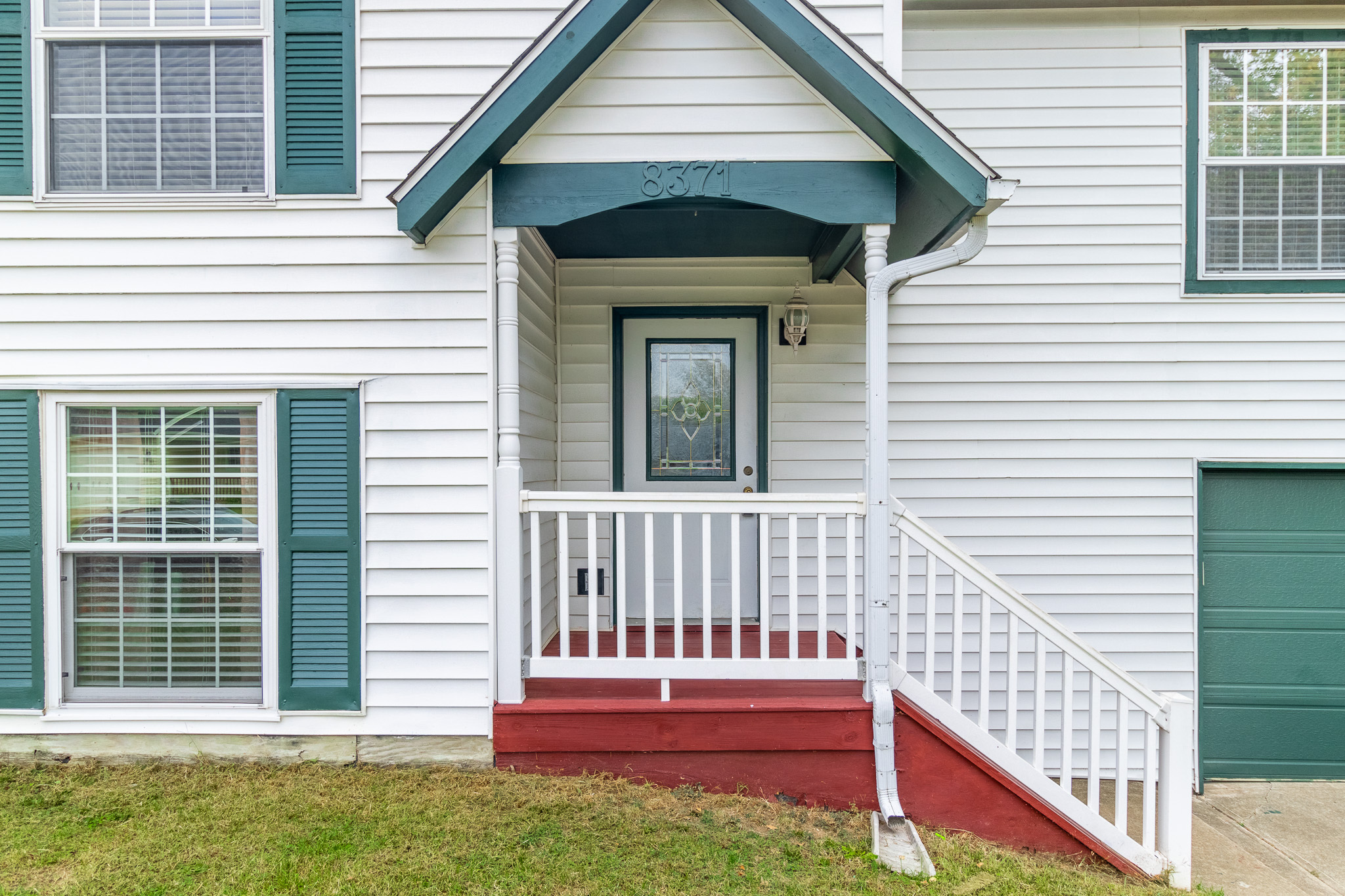 8371 Devonshire Road Columbus, IN 47201 - Photo 2 of 35