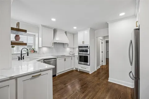 $1,050,000 | 6833 Truxton Drive, Dallas, TX 75231