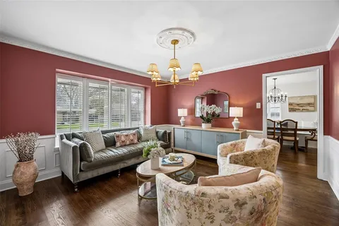 $1,050,000 | 6833 Truxton Drive, Dallas, TX 75231