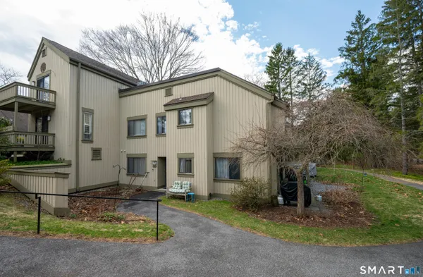 $289,000 | 496 Heritage Village, Unit A, Southbury, CT 06488