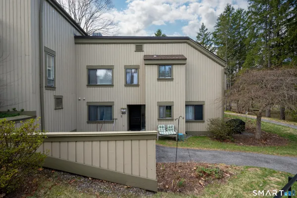 $269,000 | 496 Heritage Village, Unit A, Southbury, CT 06488