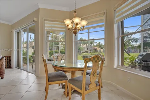 $550,000 | 8257 La Jolla Vista Lane, Lake Worth, FL 33467