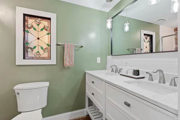$899,000 | 2970 West Park Drive, Huntington, IN 46750