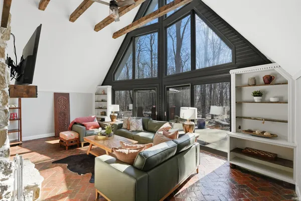 $899,000 | 2970 West Park Drive, Huntington, IN 46750
