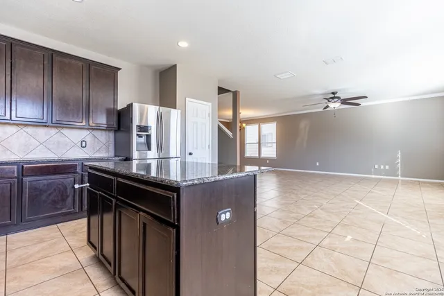 $2,100 | 13218 Cipresso Palco, San Antonio, TX 78253