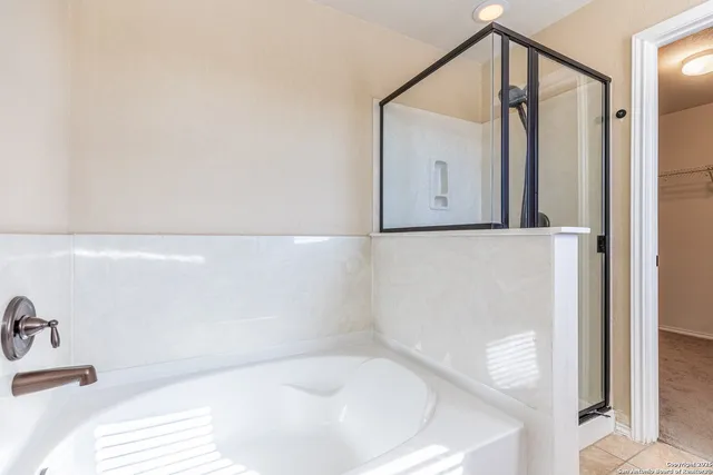 $2,100 | 13218 Cipresso Palco, San Antonio, TX 78253