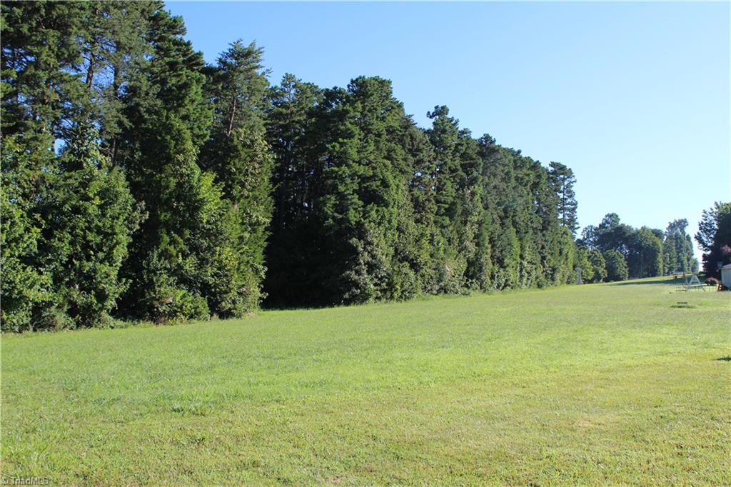 3609 Shadow Ridge Drive High Point, NC 27265 - Photo 18 of 19 Gallery Image 18