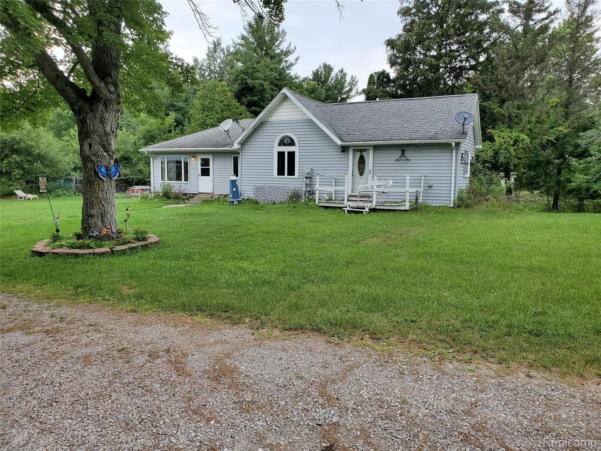 5570 Caine Road Vassar, MI 48768 - Photo 1 of 29 Front yard - 5570 Caine Rd, Vassar, MI (7).jpg
