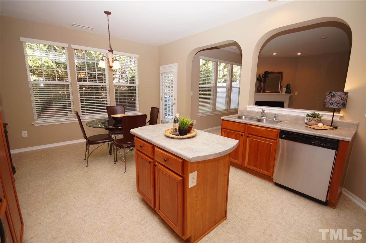 8508 Pillar Gate Lane Raleigh, NC 27613 - Photo 13 of 24