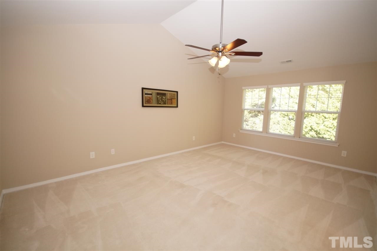 8508 Pillar Gate Lane Raleigh, NC 27613 - Photo 14 of 24