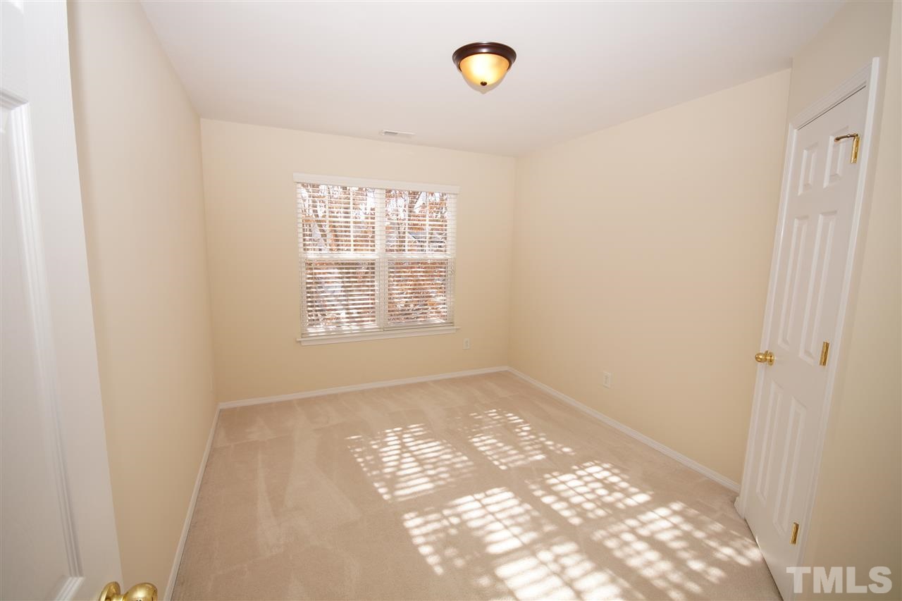 8508 Pillar Gate Lane Raleigh, NC 27613 - Photo 19 of 24