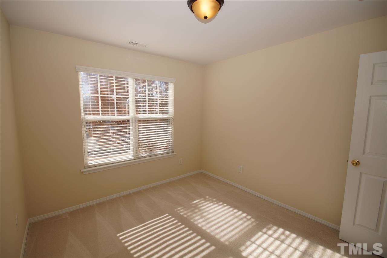 8508 Pillar Gate Lane Raleigh, NC 27613 - Photo 20 of 24