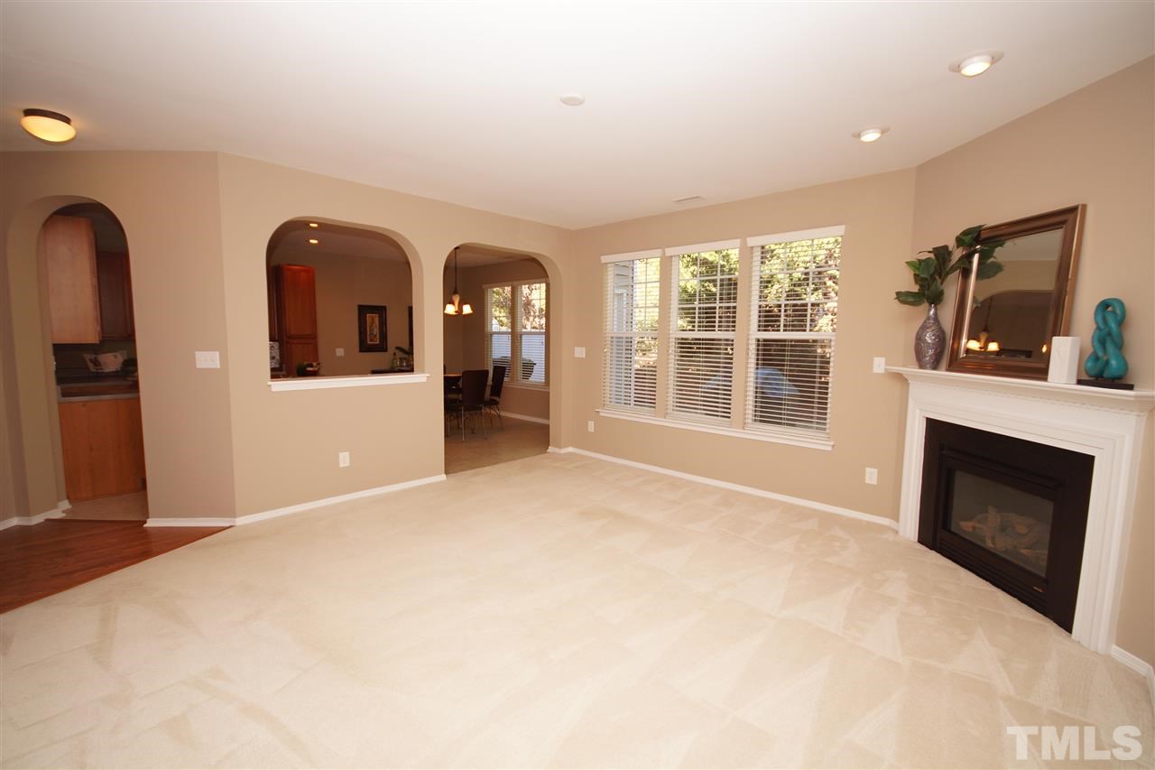 8508 Pillar Gate Lane Raleigh, NC 27613 - Photo 8 of 24