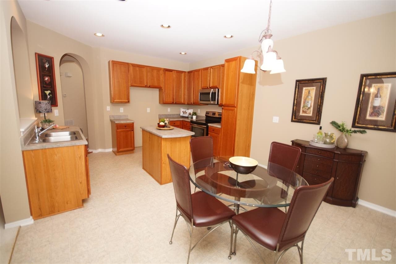 8508 Pillar Gate Lane Raleigh, NC 27613 - Photo 10 of 24