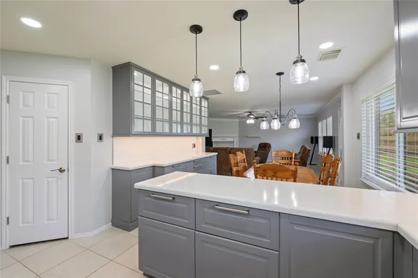 $360,000 | 207 Fox Springs Court, Dickinson, TX 77539