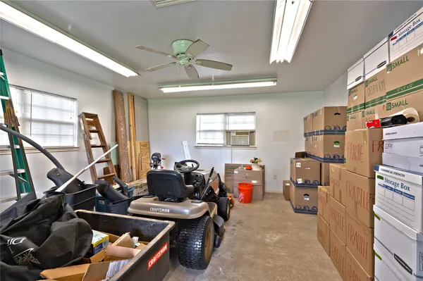 $360,000 | 207 Fox Springs Court, Dickinson, TX 77539