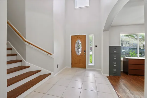 $360,000 | 207 Fox Springs Court, Dickinson, TX 77539