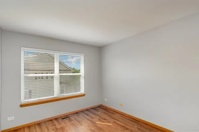 a view of empty room with window