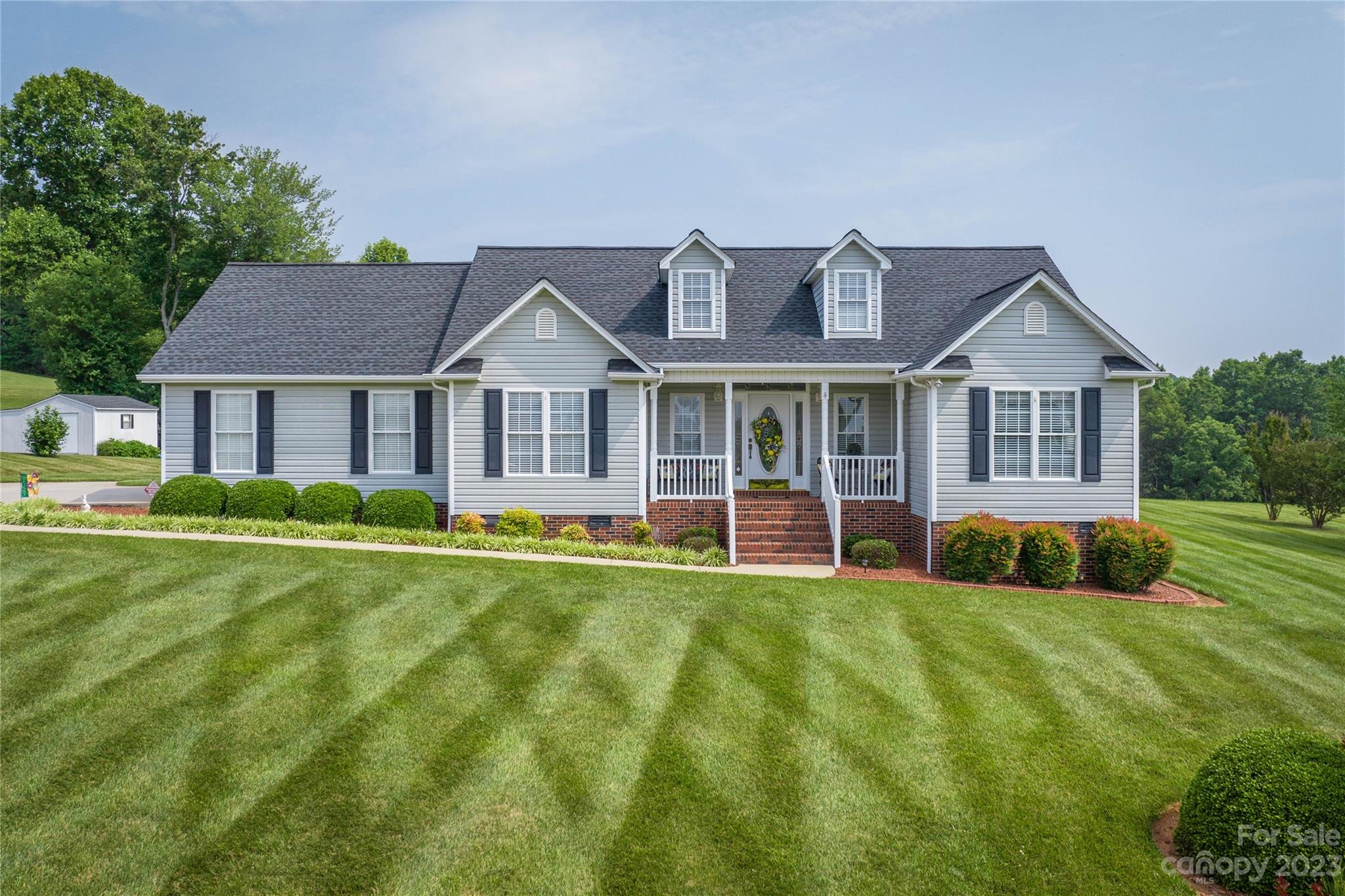 1760 Icard Ridge Road Taylorsville, NC 28681 - Photo 3 of 35 Gallery Image 3