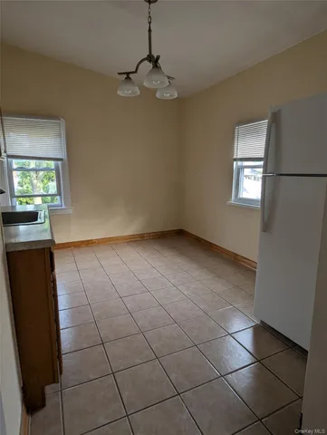 $2,200 | 2937 Davis Street, Oceanside, NY 11572