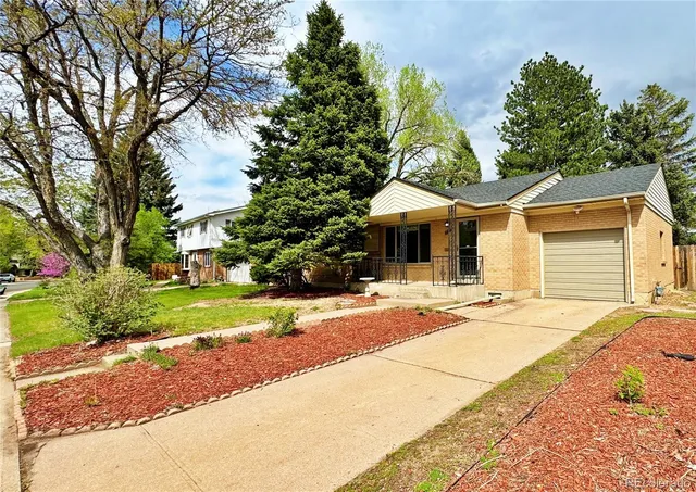 $550,000 | 6644 South Race Circle East, Centennial, CO 80121