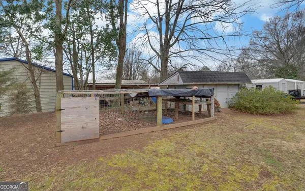 $215,000 | 926 Skyline Drive, Toccoa, GA 30577