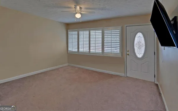 $215,000 | 926 Skyline Drive, Toccoa, GA 30577