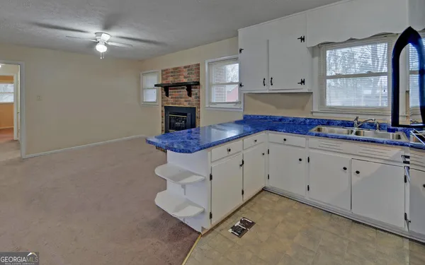 $215,000 | 926 Skyline Drive, Toccoa, GA 30577