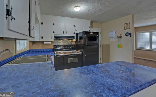 $215,000 | 926 Skyline Drive, Toccoa, GA 30577