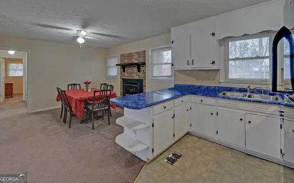 $215,000 | 926 Skyline Drive, Toccoa, GA 30577