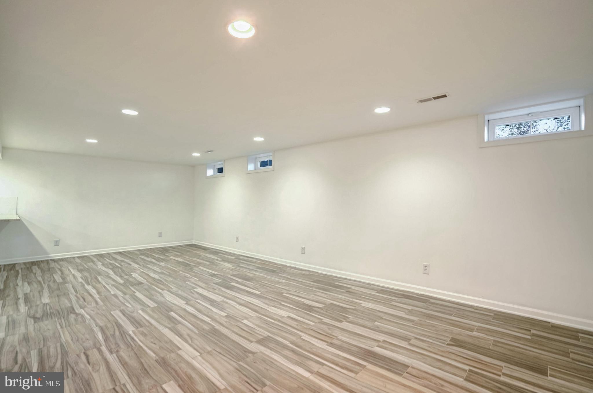 42495 Spinks Ferry Road Leesburg, VA 20176 - Photo 24 of 36 Gallery Image 24
