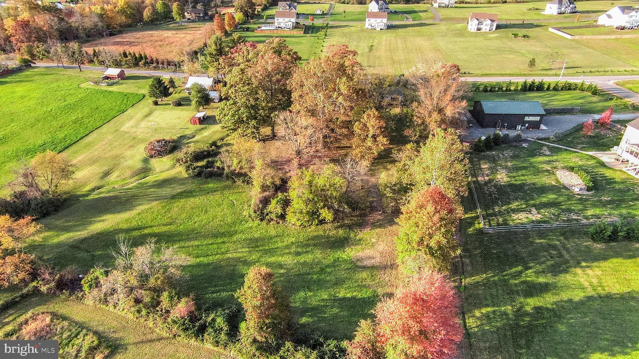 42495 Spinks Ferry Road Leesburg, VA 20176 - Photo 35 of 36 Gallery Image 35