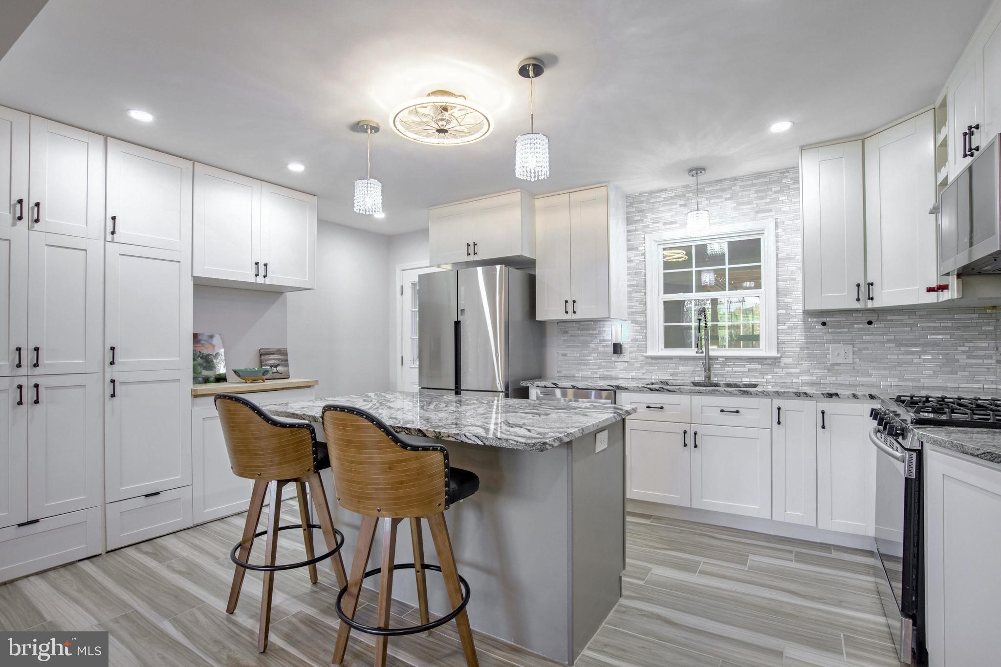 42495 Spinks Ferry Road Leesburg, VA 20176 - Photo 10 of 36 Gallery Image 10