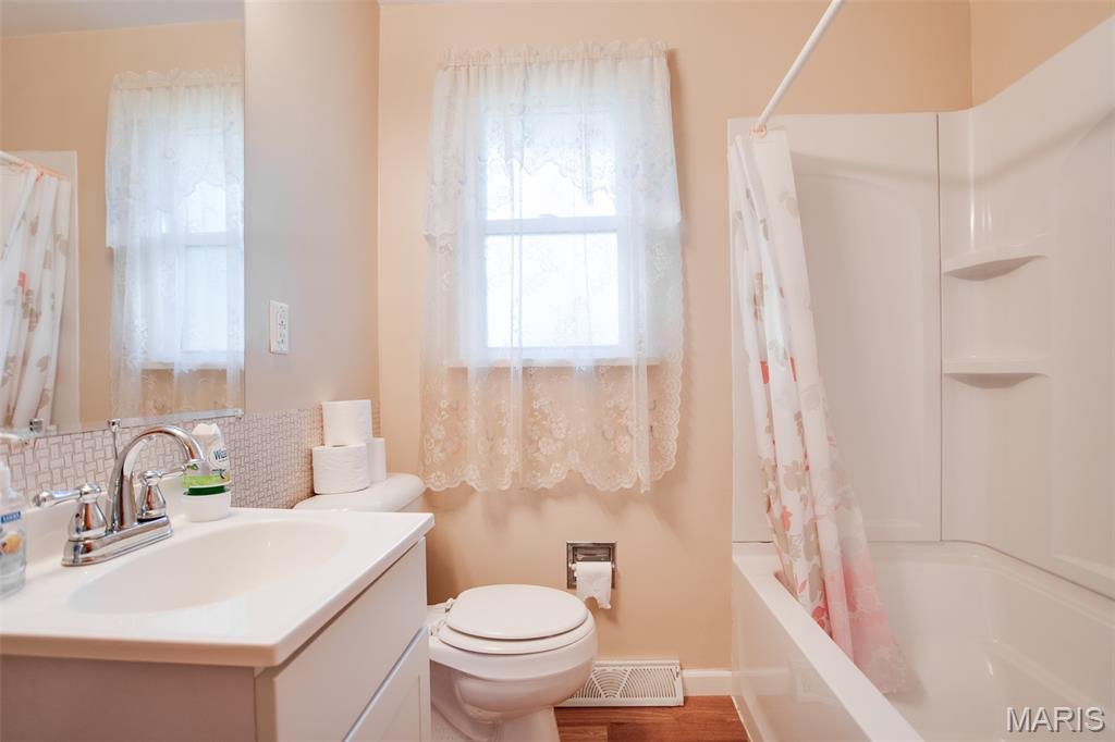 2130 St Raphael Court Highland, IL 62249 - Photo 10 of 21 Gallery Image 10