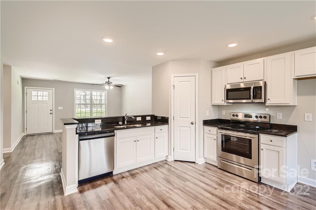 2 Long Ferry Road Salisbury, NC 28146 - Photo 4 of 10 Gallery Image 4