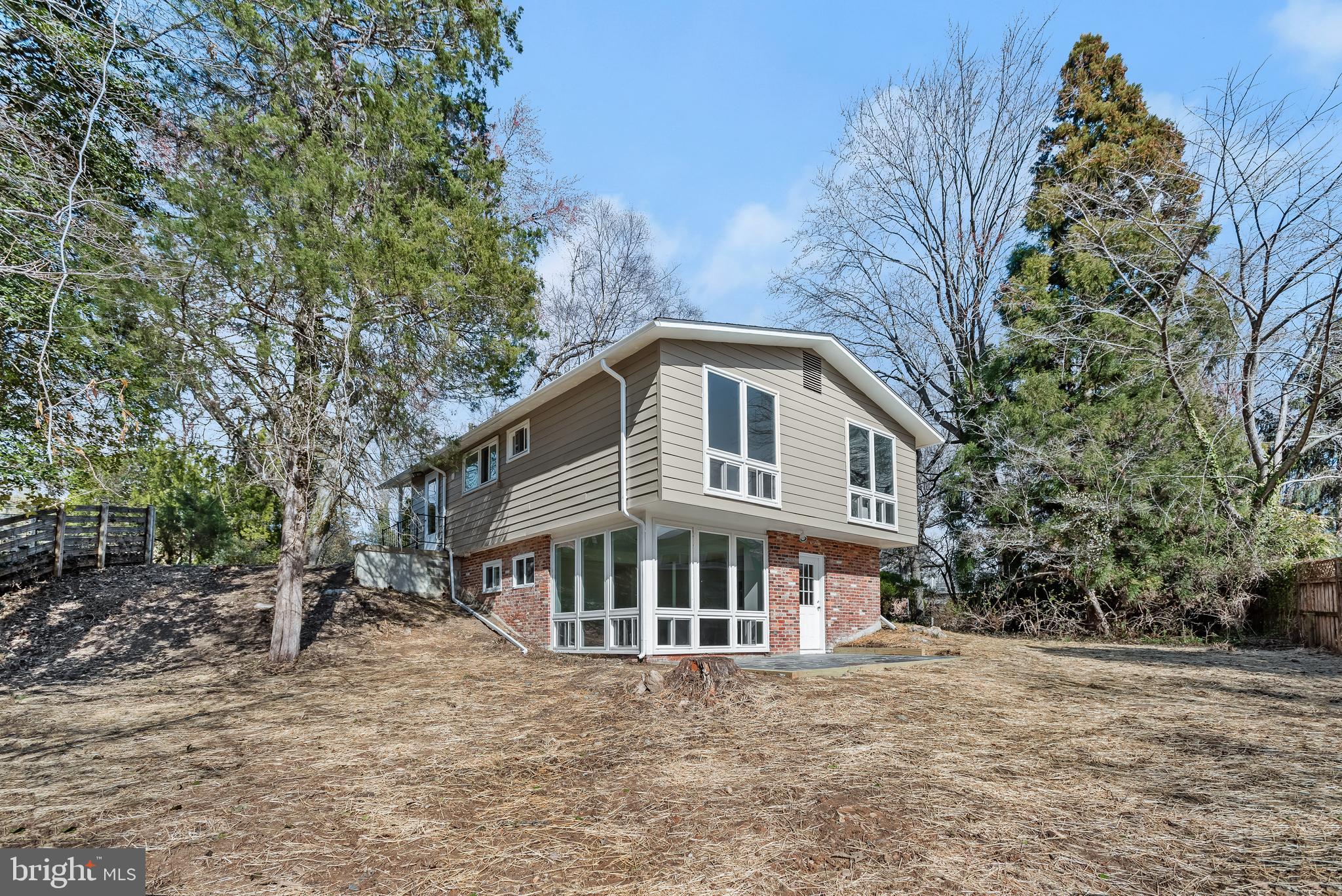 11510 Highview Avenue Silver Spring, MD 20902 - Photo 29 of 38 Rear Exterior