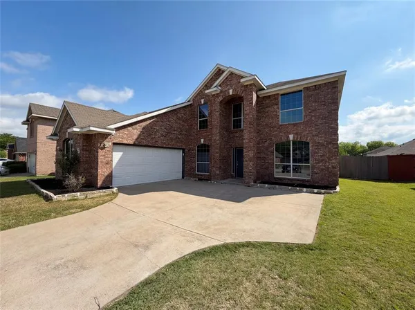 $367,000 | 916 Matagorda Lane, DeSoto, TX 75115