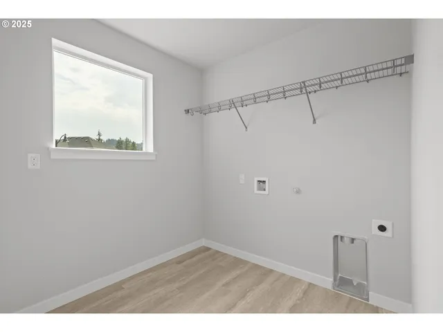 $674,960 | 17240 Southwest Wapato Is Drive, Sherwood, OR 97140