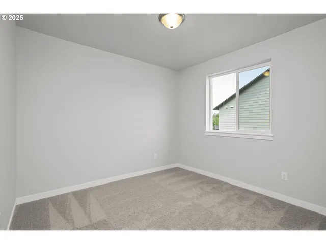 $674,960 | 17240 Southwest Wapato Is Drive, Sherwood, OR 97140