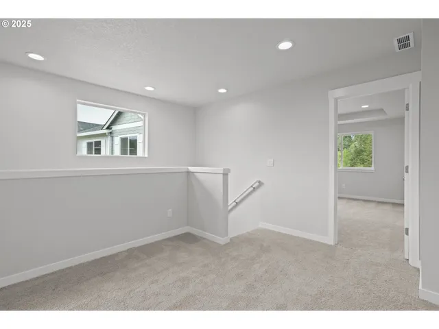 $674,960 | 17240 Southwest Wapato Is Drive, Sherwood, OR 97140