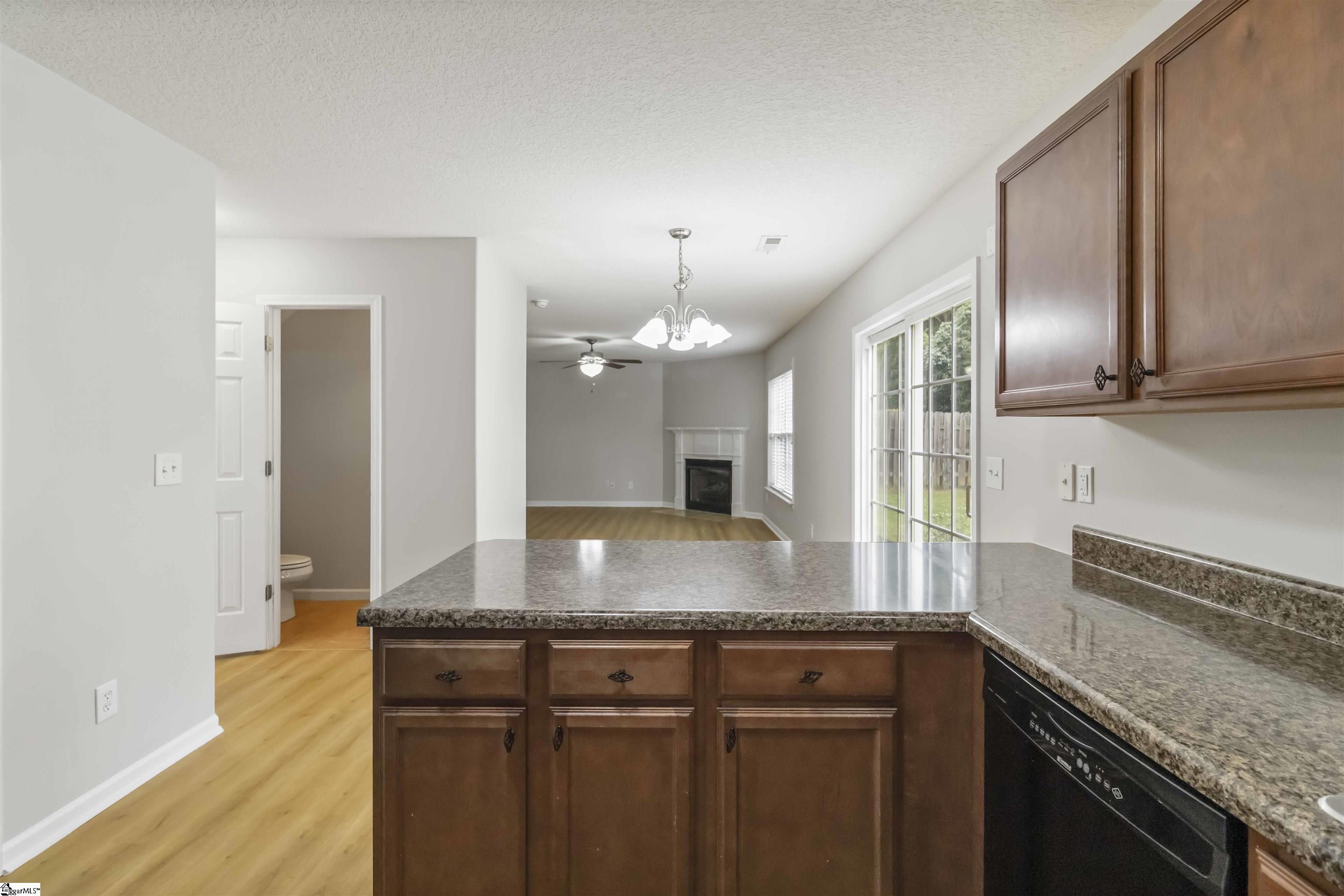 19 Tigris Way Greenville, SC 29607 - Photo 14 of 47 Gallery Image 14