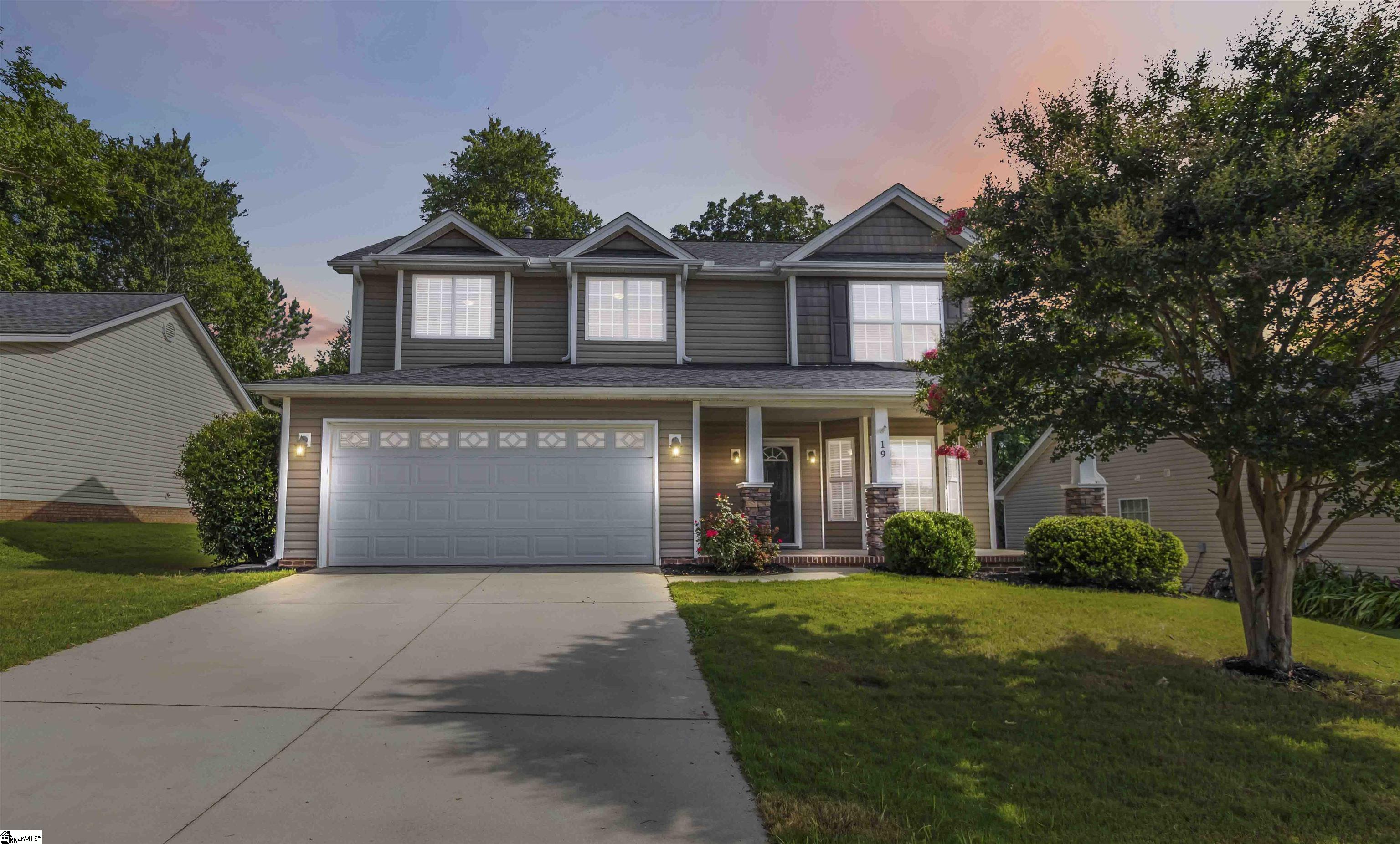 19 Tigris Way Greenville, SC 29607 - Photo 2 of 47 Gallery Image 2