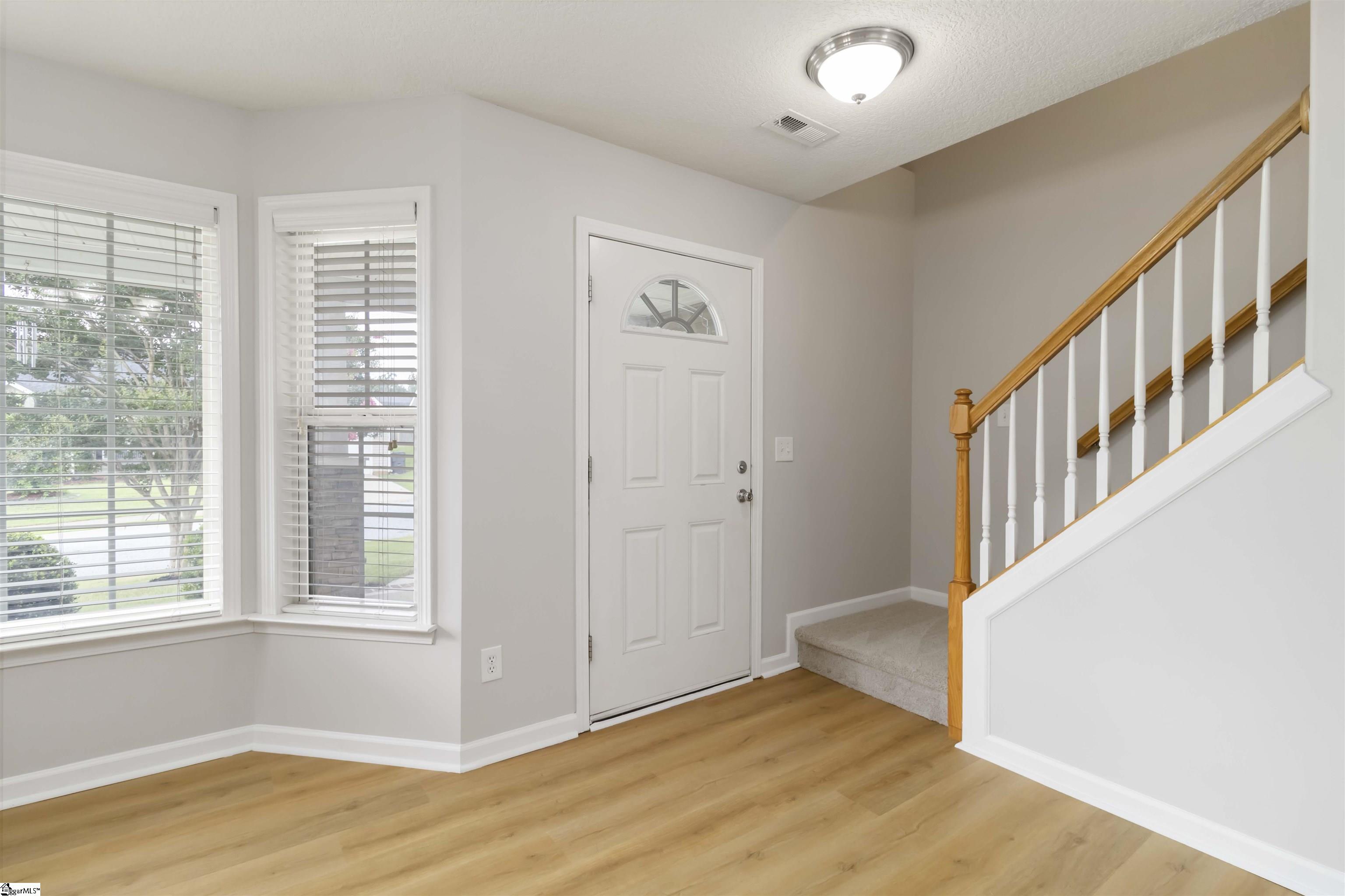 19 Tigris Way Greenville, SC 29607 - Photo 6 of 47 Gallery Image 6
