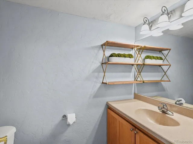 $300,000 | 1243 Vine Street, Unit 10, Denver, CO 80206