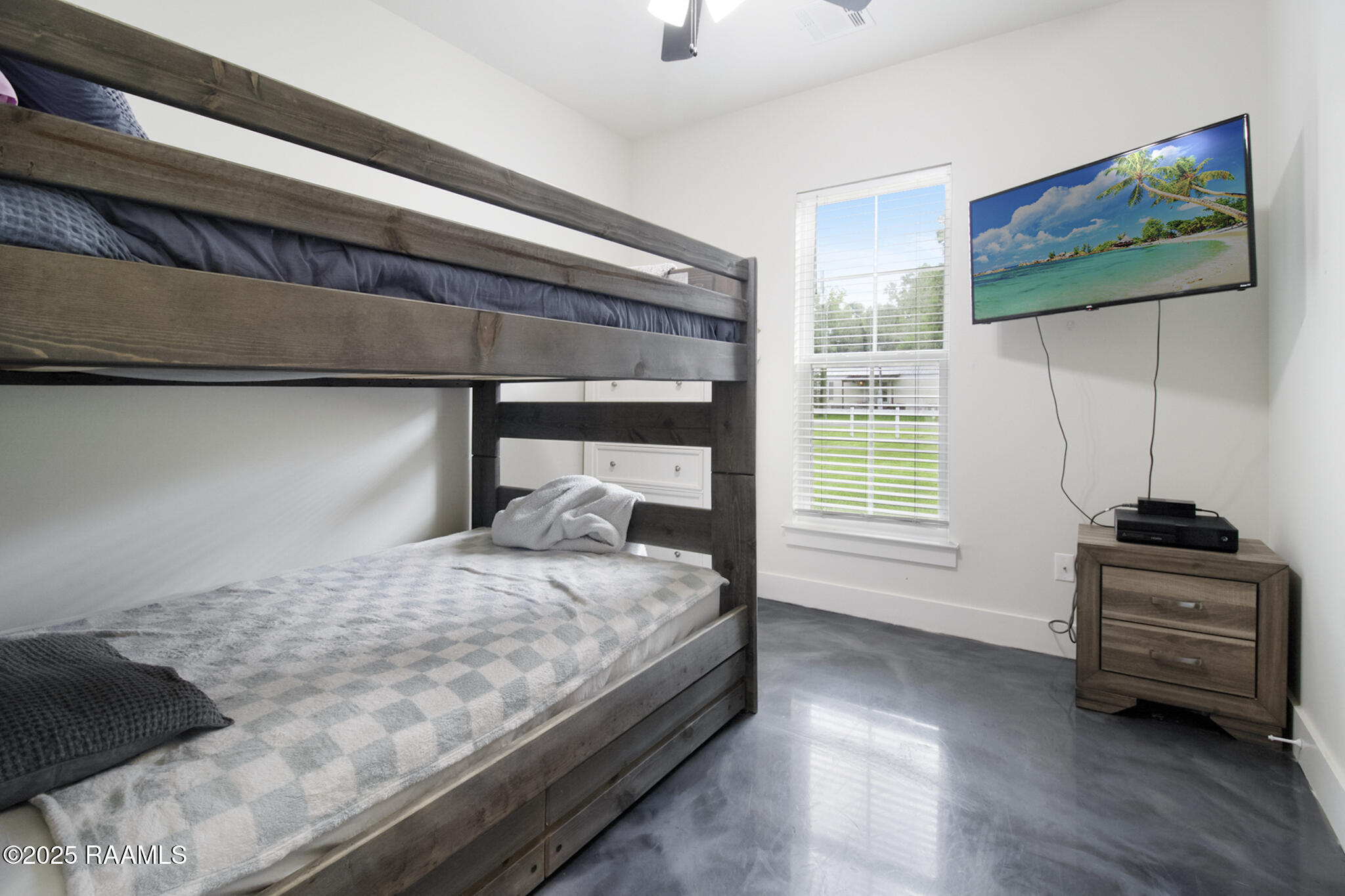 147 Topping Road Lafayette, LA 70506 - Photo 23 of 30 Bedroom 2