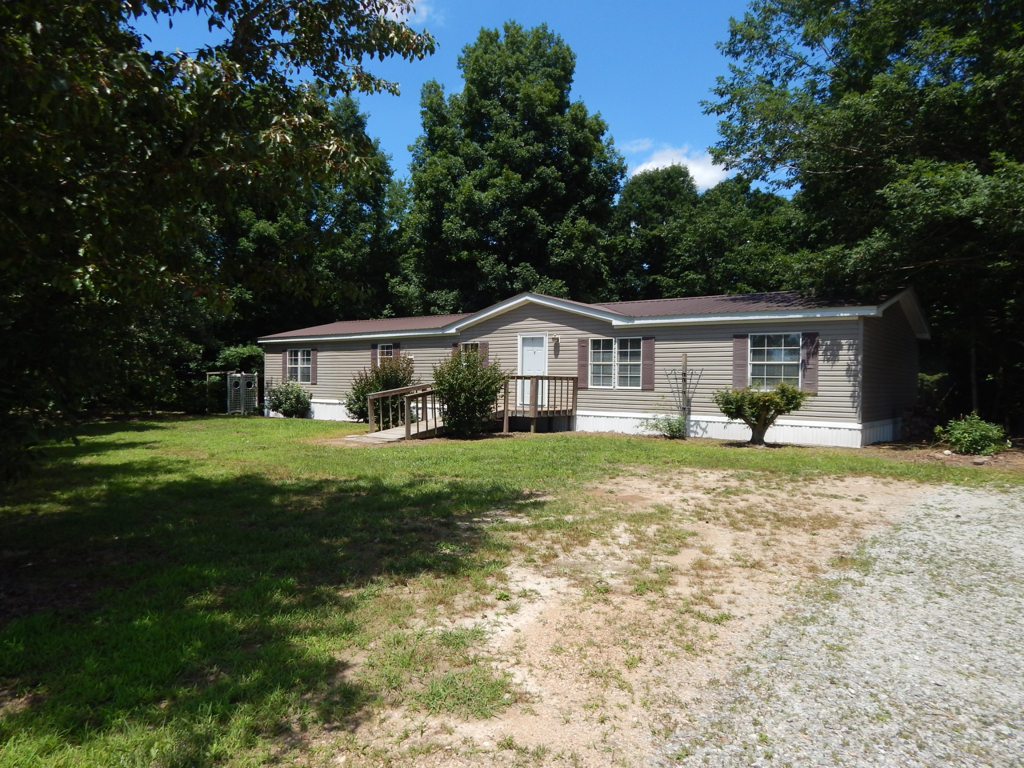 7034 Topsy Road Waynesboro, TN 38485 - Photo 1 of 44 Gallery Image 1